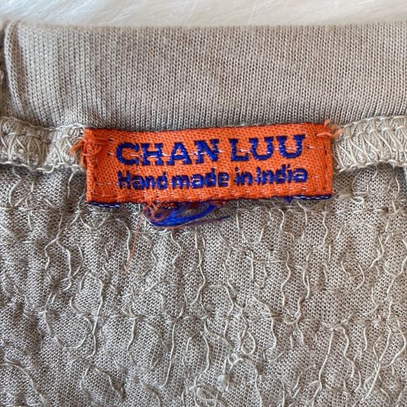 Chan Luu camo sequin mini skirt EUC Size M - Picture 3 of 6